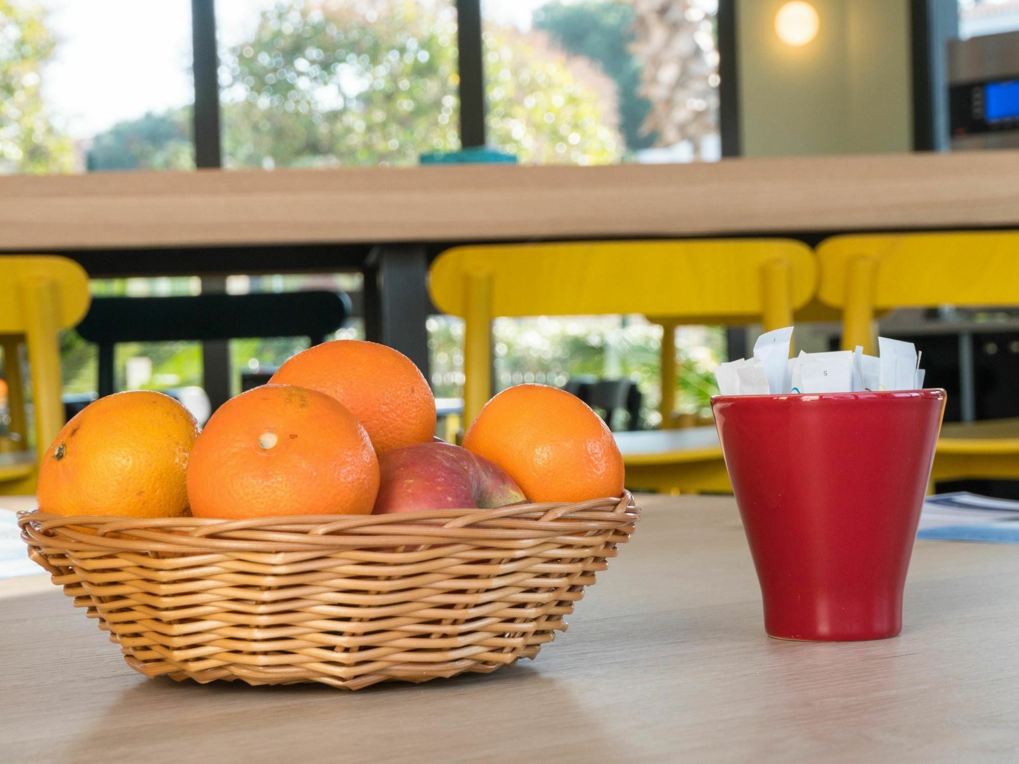Ibis Styles Perpignan Canet En Roussillon מראה חיצוני תמונה